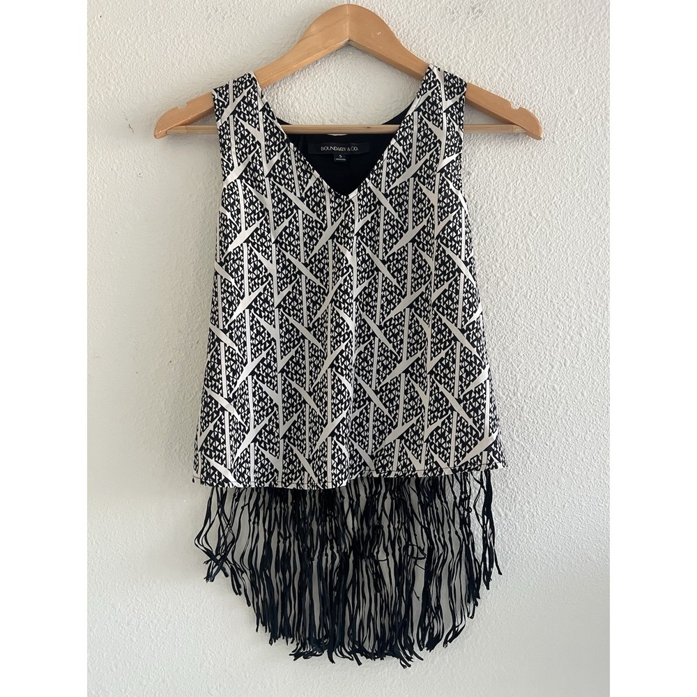 Boundary & Co Fringe Boho Top Small Black White Tribal Aztec High Low Festival